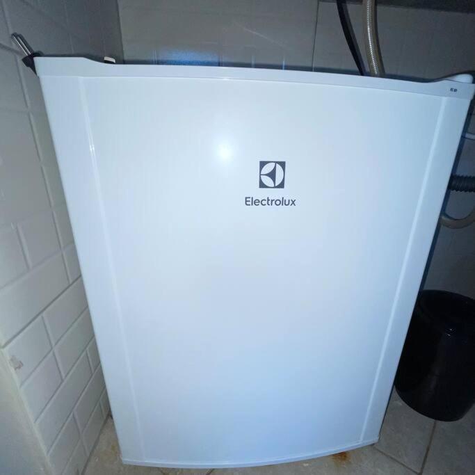 Apartamento Flat Confortavel 3 Pessoas C/ Piscina Prox Axe Moi *